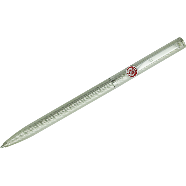 Portaminas de plata con emblema de ArquitecturaReferencia: BL0097Elegante portaminas de plata de estilo clásico, decorado con un diseño de textura geométrica fina.Ideal para regalos, ocasiones especiales o uso profesional.El capuchón y el cuerpo están fabricados en plata de ley maciza con acabado en brillo.El sistema de carga de minas es compatible con recambios estandar.El cierre es de tipo giratorio y retractil.Fabricado íntegramente en Alemania.Se puede personalizar con el nombre grabado en relieve.