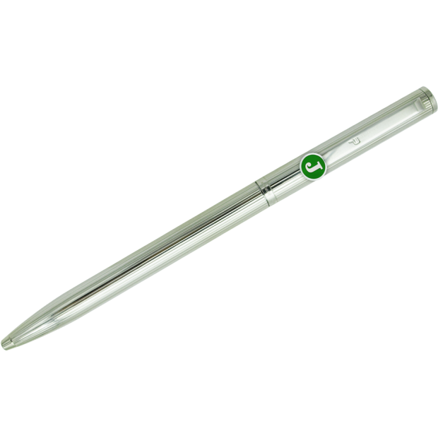 Bolígrafo de plata personalizado con inicialReferencia: BL0105Elegante bolígrafo de plata de estilo clásico, decorado con un diseño de lineas finas.Ideal para regalos, ocasiones especiales o uso profesional.El capuchón y el cuerpo están fabricados en plata de ley maciza con acabado en brillo.El sistema de carga de tinta es compatible con recambios estandar.El cierre es de tipo giratorio y retractil.Fabricado íntegramente en Alemania.Se puede personalizar con el nombre grabado en relieve.