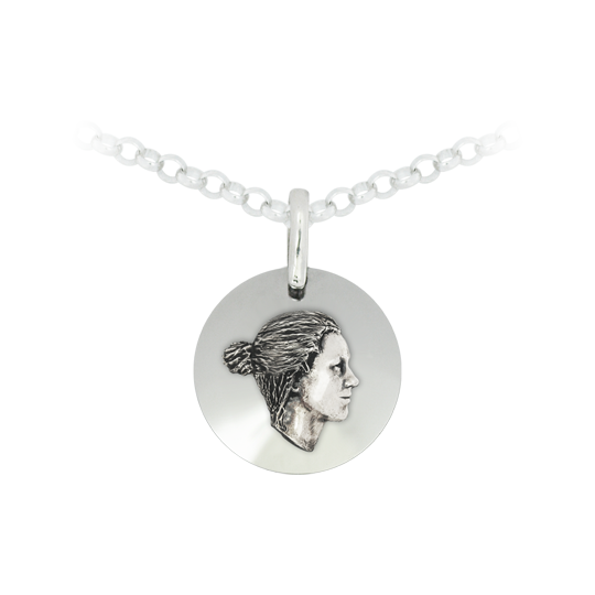 Silber-Anhänger "Gesicht"Ref. Code: CO1234Anhänger aus Sterlingsilber und Stahl.Personalisiert mit Ihrem Gesicht, das in Silber eingraviert ist.