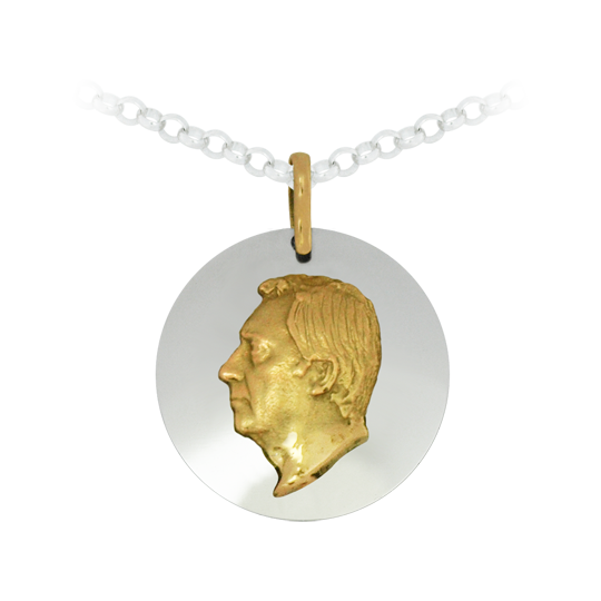 Pendentif en or "Face"Referencia: CO1236Pendentif en or et acier.Personnalisé avec votre visage sculpté en or.