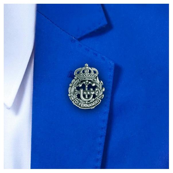 Personalized silver racing badge "Industrial Engineering"Ref. code: IS0125Industrial Engineer badge made in sterling silver personalized with your name.We have all professions and careers available: Advocacy (Lawyer / Law), Commercial Agent, Quantity Surveyor, Architect (Architecture), ATS (Nursing), Fine Arts, Biological Sciences (Biology), Exact Sciences, Physical Sciences, Political Sciences, Political and Economic Sciences, Chemical Sciences, Commerce, Draftsman, Economics, Business, Pharmacy, Philosophy and Letters, Geography, Geological (Geology), Social Graduate, Computer Science, Agricultural Engineering, Civil Engineering, Electronic Engineering, Forestry Engineering, Mining Engineering, Naval Engineering, Higher Industrial Engineering, Industrial Technical Engineering, Telecommunications Engineering, Textile Engineering, Jewelry, Teaching, Medicine, Music, Psychology, Topography, Dentistry, Optics, Journalism, Veterinary Medicine.And if we don't have yours, please contact us.