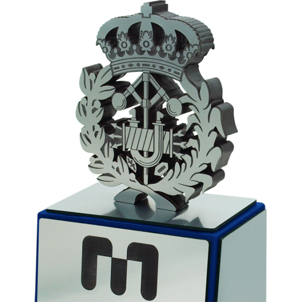 "Industrial Engineers" steel and wood trophyRef. code: PL0369Trophy made of wood and engraved logo in steel.Logo size: 10x12cm.Base size: 12x14x6cm.Total size: 12x26cm.