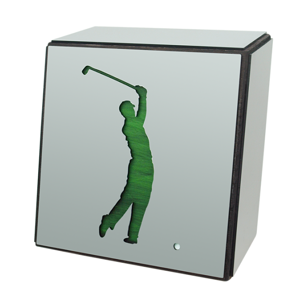 Trophée sportif en acier et bois "Golfeur"Referencia: PL0374Prix sportif en bois massif et en acier.Pièce exclusive au design unique avec une inclinaison non soutenue.Possibilité de graver un texte commémoratif.Nous créons différents trophées, récompenses ou plaques commémoratives, personnalisés avec n'importe quel anagramme, écusson ou logo.Dimensions : 14x14x6cm.