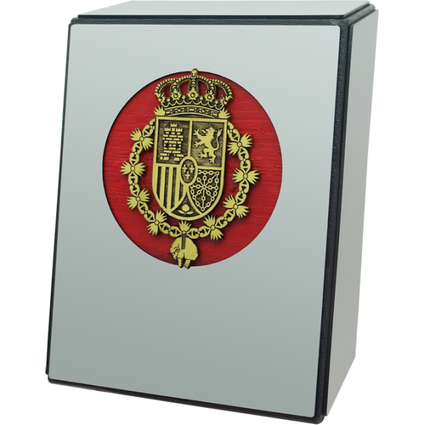 Institutional trophy in steel and solid wood "Escudo de España"Ref. code: PL0388Commemorative trophy made of solid wood and steel, with Spanish coat of arms with aged gold effect.Exclusive piece with a unique design with unsupported inclination.Possibility of engraving a commemorative text.We create different trophies, awards or commemorative plaques, personalized with any anagram, shield or logo.Measures: 14x18x6cm.