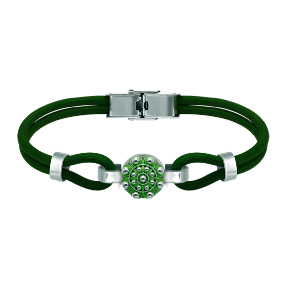 Pulsera Boton Charro plata y cuero 14mmReferencia: PU2867Pulsera de cuero de 3mm con Boton Charro de 14mm fabricado en plata de ley esmaltada a mano.
