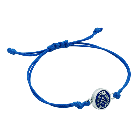 Pulsera de profesiones de Aparejadores en plata y aceroReferencia: PU2884Pulsera ajustable de hilo encerado de colores con escudo de Aparejadores tallado en plata de ley esmaltada a mano sobre acero.Tenemos todas las profesiones y carreras disponibles: Abogacía (Abogado / Derecho), Agente Comercial, Aparejador, Arquitecto (Arquitectura), ATS (Enfermería), Bellas Artes, Ciencias Biológicas (Biología), Ciencias Exactas, Ciencias Físicas, Ciencias Políticas, Ciencias Políticas y Económicas, Ciencias Químicas, Comercio, Delineante, Economía, Empresariales, Farmacia, Filosofía y Letras, Geografía, Geológicas (Geología), Graduado Social, Informática, Ingeniero Agrónomo, Ingeniero de Caminos, Ingeniero Electrónico, Ingeniero de Montes, Ingeniero de Minas, Ingeniero Naval, Ingeniero Industrial Superior, Ingeniero Técnico Industrial, Ingeniero Telecomunicaciones, Ingeniero Textil, Joyero, Magisterio (Profesor), Medicina, Música, Psicología, Topógrafo (Topografía), Odontología, Óptica, Periodismo, Veterinaria.Y si no tenemos la suya, consultenos.