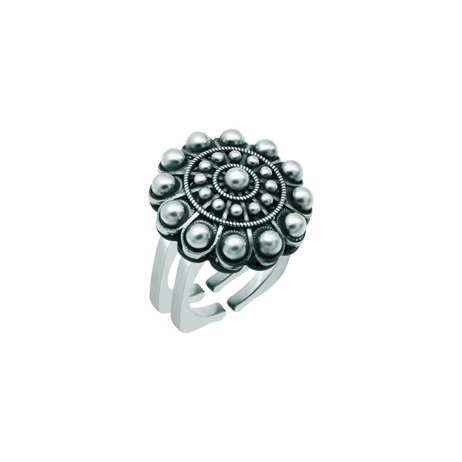 Ring mit Charro-Knopf aus Silber und EdelstahlRef. Code: SR0357Ring aus Edelstahl mit Charro-Knopf aus Sterlingsilber und Stahl.