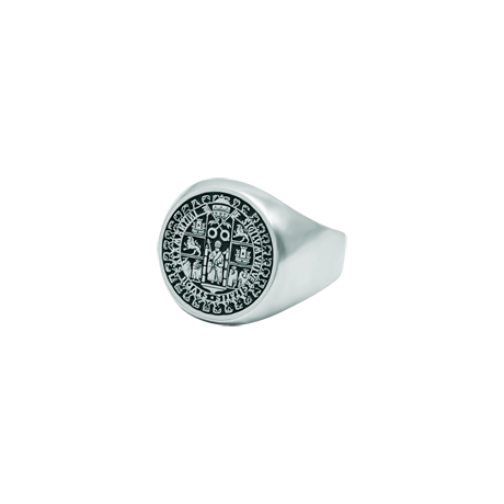 Bague en argent "Bouclier de l'Université de Salamanque"Referencia: SR0365Bague chevalière en argent avec les armoiries de l'Université de Salamanque gravées dessus.