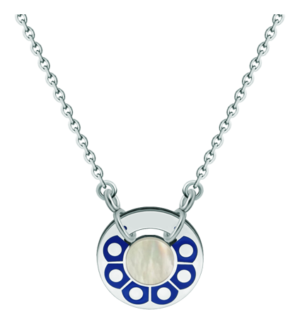 Pendentif en argent émaillé, acier et nacre "Roue de Bouton Charro de Salamanque"Referencia: CO1868Pendentif en argent sterling, émaillé au four, ciselé et gravé d'un bouton de roue charro, sur une chaîne en acier avec un fermoir de sécurité, avec une nacre au centre.Medida: 20x20mm.