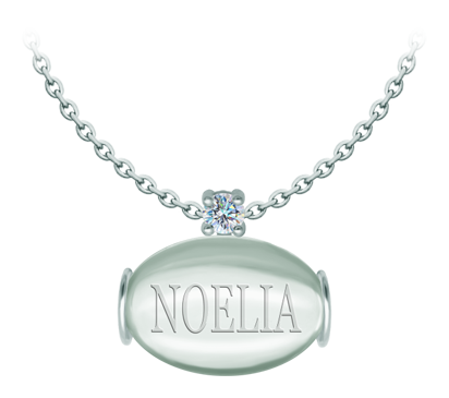 Personalisierter Silberanhänger mit Moissanit und Kristallcabochon mit NamensgravurRef. Code: CO2006Anhänger aus Sterlingsilber mit einem 25x18 mm großen farbigen Glascabochon, in den Ihr Name eingraviert ist, und einem 5 mm großen Moissanit im Brillantschliff.Moissanit ist ein im Labor hergestellter Edelstein, der aufgrund seiner Schönheit und seiner einzigartigen Eigenschaften einen besonderen Platz in der Schmuckherstellung einnimmt. Er besticht durch seinen diamantenähnlichen Glanz und seine hohe Festigkeit (9,25 auf der Mohs-Skala).Ursprünglich wurde er Ende des 19. Jahrhunderts in einem Meteoriten entdeckt, und dieser 