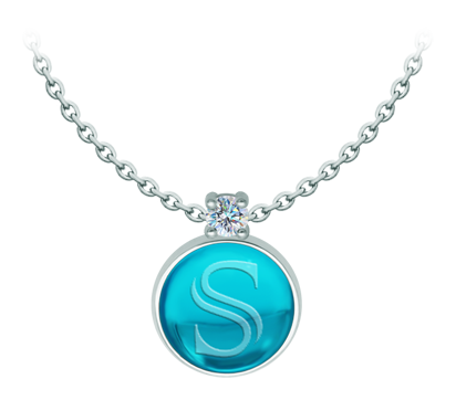 Pendentif personnalisé en argent avec moissanite et initiale gravée en cristal (Bleu)Referencia: CO2013Pendentif en argent sterling avec un cabochon de cristal coloré de 25x25mm personnalisé avec votre initiale gravée et une moissanite de 5mm taillée en brillant.La moissanite est une pierre précieuse créée en laboratoire qui a gagné une place spéciale dans la joaillerie en raison de sa beauté et de ses qualités uniques. Elle éblouit par son éclat semblable à celui d'un diamant et par sa grande résistance (9,25 sur l'échelle de Mohs).Découverte à l'origine dans une météorite à la fin du 19e siècle, cette origine 