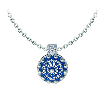 Charro Button-Anhänger aus emailliertem Silber mit Moissanit (Blau)Ref. Code: CO2025Anhänger aus gebranntem emailliertem Sterlingsilber mit einem 5 mm großen Moissanit im Brillantschliff.Moissanit ist ein im Labor hergestellter Edelstein, der aufgrund seiner Schönheit und seiner einzigartigen Eigenschaften einen besonderen Platz in der Schmuckherstellung einnimmt. Er besticht durch seinen diamantenähnlichen Glanz und seine hohe Festigkeit (9,25 auf der Mohs-Skala).Ursprünglich wurde er Ende des 19. Jahrhunderts in einem Meteoriten entdeckt, und dieser 