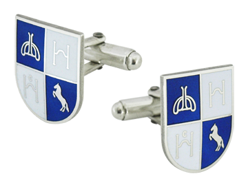 Boutons de manchette en argent émaillé faits sur mesure "Yeguada de la Cartuja"Referencia: GE0164Boutons de manchette personnalisés avec votre logo gravé dans de l'argent sterling et émaillé au four.Medida: 15x19mm.