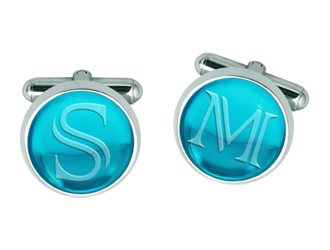 Boutons de manchette en argent avec cristal de roche personnalisés avec une initiale (Bleu)Referencia: GE0423Boutons de manchette en argent sterling avec un cabochon de cristal de roche de 14x14mm personnalisé avec votre initiale gravée.Medida: 16x16mm.