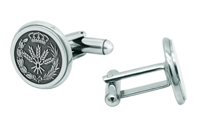 Aluminum and steel cufflinks for agricultural engineersRef. code: GE0429Cufflinks featuring the Agricultural Engineering faculty crest, carved in low relief on aluminum and mounted on polished steel, representing a meticulous, high-quality piece of craftsmanship.We have all professions and careers available: Advocacy (Lawyer / Law), Commercial Agent, Quantity Surveyor, Architect (Architecture), ATS (Nursing), Fine Arts, Biological Sciences (Biology), Exact Sciences, Physical Sciences, Political Sciences, Political and Economic Sciences, Chemical Sciences, Commerce, Draftsman, Economics, Business, Pharmacy, Philosophy and Letters, Geography, Geological (Geology), Social Graduate, Computer Science, Agricultural Engineering, Civil Engineering, Electronic Engineering, Forestry Engineering, Mining Engineering, Naval Engineering, Higher Industrial Engineering, Industrial Technical Engineering, Telecommunications Engineering, Textile Engineering, Jewelry, Teaching, Medicine, Music, Psychology, Topography, Dentistry, Optics, Journalism, Veterinary Medicine.And if we don't have yours, please contact us.Size: 18x18mm.