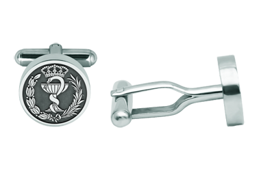 Aluminum and steel cufflinks featuring the pharmacy professionRef. code: GE0435Cufflinks featuring the Pharmacy School’s coat of arms engraved in low relief on aluminum, mounted on 4mm polished steel, showcasing meticulous, high-quality craftsmanship.We have all professions and careers available: Advocacy (Lawyer / Law), Commercial Agent, Quantity Surveyor, Architect (Architecture), ATS (Nursing), Fine Arts, Biological Sciences (Biology), Exact Sciences, Physical Sciences, Political Sciences, Political and Economic Sciences, Chemical Sciences, Commerce, Draftsman, Economics, Business, Pharmacy, Philosophy and Letters, Geography, Geological (Geology), Social Graduate, Computer Science, Agricultural Engineering, Civil Engineering, Electronic Engineering, Forestry Engineering, Mining Engineering, Naval Engineering, Higher Industrial Engineering, Industrial Technical Engineering, Telecommunications Engineering, Textile Engineering, Jewelry, Teaching, Medicine, Music, Psychology, Topography, Dentistry, Optics, Journalism, Veterinary Medicine.And if we don't have yours, please contact us.Size: 14x14mm.