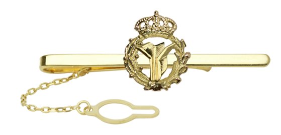 Pasador de corbata de oro "Psicología" (Psychology)Referencia: PA0001Pasador de corbata de Psicología fabricado en oro de 18 ktes.Tenemos todas las profesiones y carreras disponibles: Abogacía (Abogado / Derecho), Agente Comercial, Aparejador, Arquitecto (Arquitectura), ATS (Enfermería), Bellas Artes, Ciencias Biológicas (Biología), Ciencias Exactas, Ciencias Físicas, Ciencias Políticas, Ciencias Políticas y Económicas, Ciencias Químicas, Comercio, Delineante, Economía, Empresariales, Farmacia, Filosofía y Letras, Geografía, Geológicas (Geología), Graduado Social, Informática, Ingeniero Agrónomo, Ingeniero de Caminos, Ingeniero Electrónico, Ingeniero de Montes, Ingeniero de Minas, Ingeniero Naval, Ingeniero Industrial Superior, Ingeniero Técnico Industrial, Ingeniero Telecomunicaciones, Ingeniero Textil, Joyero, Magisterio (Profesor), Medicina, Música, Psicología, Topógrafo (Topografía), Odontología, Óptica, Periodismo, Veterinaria.Y si no tenemos la suya, consultenos.Medida: 18x21mm.