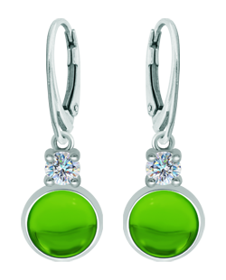 Boucles d'oreilles en argent avec moissanite et cabochon en verre (Vert)Referencia: PE3349Boucles d'oreilles en argent sterling avec un cabochon en verre coloré de 12x12mm et une moissanite de 5mm taillée en brillant.La moissanite est une pierre précieuse créée en laboratoire qui a gagné une place spéciale dans la joaillerie en raison de sa beauté et de ses qualités uniques. Elle éblouit par son éclat semblable à celui d'un diamant et par sa grande résistance (9,25 sur l'échelle de Mohs).Découverte à l'origine dans une météorite à la fin du 19e siècle, cette origine 