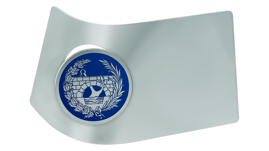 Placa conmemorativa de "Ingenieros de Caminos, Canales y Puertos" en aceroReferencia: PL0466Placa de homenaje fabricada en acero macizo con logotipo personalizado de Colegio de Ingenieros de Caminos, Canales y Puertos.Posibilidad de grabar un texto conmemorativo.Medida: 160x90mm.