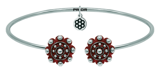 "Boton charro" silver and steel bracelet (Rot)Ref. Code: PU2194Bracelet made of sterling silver, with enameled botón charro, over a stainless steel base.Gr&ouml;&szlig;e: 14x14mm.