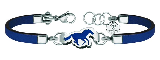 Pulsera de plata, cuero y acero "Caballo" (Azul)Referencia: PU2574Pulsera ecuestre fabricada en cuero de 3mm de grosor y acero pulido, con un caballo tallado en plata de ley y esmaltado, con un exclusivo cierre de clic de acero.Medida: 22x11mm.