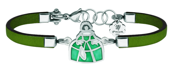 "Menina" silver and leather bracelet (Green)Ref. code: PU2656Menina bracelet made of hand enameled sterling silver and soft stainless steel, and leather bracelet.Size: 16x19mm.