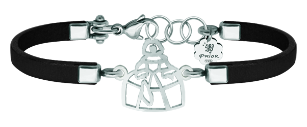 "Menina" silver and leather bracelet (Black)Ref. code: PU2657Menina bracelet made of hand enameled sterling silver and soft stainless steel, and leather bracelet.Size: 16x19mm.