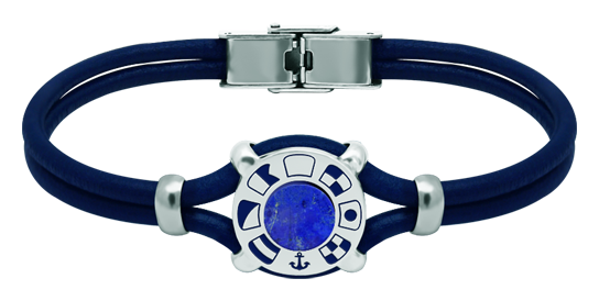 Armband aus Silber, Lapislazuli und Leder "Nautische Flaggen"Ref. Code: PU27933 mm dickes Lederarmband mit personalisiertem Rädchen mit den nautischen Flaggen Ihres Namens in Flachrelief aus Sterlingsilber und gebranntem Emaille, mit einem Lapislazuli in der Mitte.Gr&ouml;&szlig;e: 16x16mm.