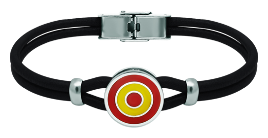 Silver and leather bracelet "Spanish Flag" (Black)Ref. code: PU2794Leather bracelet with the Spanish flag carved in sterling silver and enameled in the oven.Size: 16x16mm.