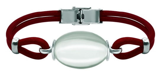 Bracelet en argent et cuir avec cristal ovale (Rouge)Referencia: PU2836Bracelet en cuir de 3 mm d'épaisseur et en argent sterling avec un cabochon de cristal de 25x18 mm.Medida: 25x18mm.