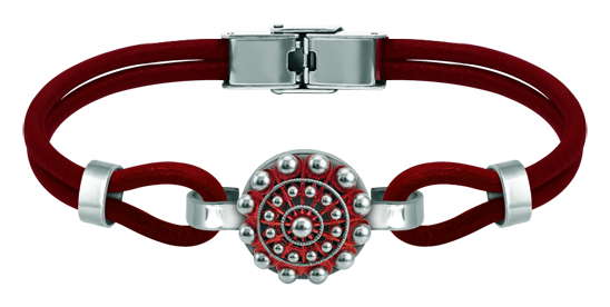 Silver and Leather Charro Button Bracelet, 18 mm (Red)Ref. code: PU28663mm leather bracelet with an 18mm Charro button made of hand-enameled sterling silver.Size: 18x18mm.
