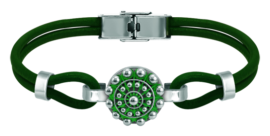 Silver and Leather Charro Button Bracelet, 18 mm (Green)Ref. code: PU28663mm leather bracelet with an 18mm Charro button made of hand-enameled sterling silver.Size: 18x18mm.