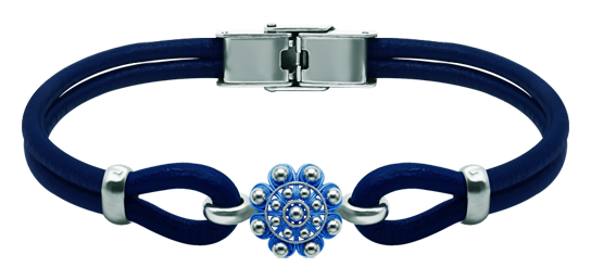 Bracelet Bouton Charro argent et cuir 12mm (Bleu)Referencia: PU2867Bracelet en cuir de 3 mm avec bouton Charro de 12 mm en argent sterling émaillé à la main.Medida: 12x12mm.