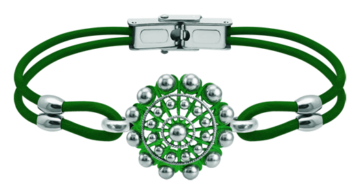Bracelet Bouton Charro argent et cuir 22mm (Vert)Referencia: PU2868Bracelet en cuir de 2 mm avec bouton Charro de 22 mm en argent sterling émaillé à la main.Medida: 22x22mm.