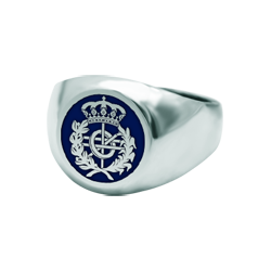 Anillo tipo sello de Ingeniero Informático en plata esmaltada (Azul)Referencia: SR0371Anillo tipo sello fabricado en plata de ley con escudo de Ingeniero Informático esmaltado a mano.Tenemos todas las profesiones y carreras disponibles: Abogacía (Abogado / Derecho), Agente Comercial, Aparejador, Arquitecto (Arquitectura), ATS (Enfermería), Bellas Artes, Ciencias Biológicas (Biología), Ciencias Exactas, Ciencias Físicas, Ciencias Políticas, Ciencias Políticas y Económicas, Ciencias Químicas, Comercio, Delineante, Economía, Empresariales, Farmacia, Filosofía y Letras, Geografía, Geológicas (Geología), Graduado Social, Informática, Ingeniero Agrónomo, Ingeniero de Caminos, Ingeniero Electrónico, Ingeniero de Montes, Ingeniero de Minas, Ingeniero Naval, Ingeniero Industrial Superior, Ingeniero Técnico Industrial, Ingeniero Telecomunicaciones, Ingeniero Textil, Joyero, Magisterio (Profesor), Medicina, Música, Psicología, Topógrafo (Topografía), Odontología, Óptica, Periodismo, Veterinaria.Y si no tenemos la suya, consultenos.Medida: 12x12mm.