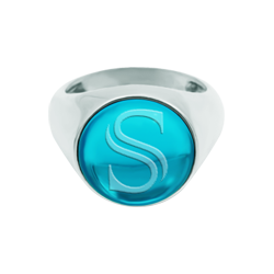 Bague personnalisée en argent avec initiale gravée en cristal (Bleu)Referencia: SR0393Bague en argent sterling avec un cabochon en verre coloré de 14 mm personnalisé avec votre initiale gravée.Medida: 14x14mm.