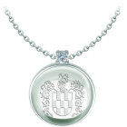 Colgante de plata con escudo heráldico grabado en cristal y moissanitaReferencia: CO2018Colgante fabricado en plata de ley con un cabujón de cristal de colores de 25x25mm, con el escudo heráldico de su apellido familiar grabado en la parte posterior del cristal y una moissanita talla brillante de 5mm engastada.La moissanita es una gema preciosa creada en laboratorio que se ha ganado un lugar especial en la joyería por su belleza y cualidades únicas, deslumbra por su brillo superior al del diamante y su gran resistencia (9,25 en la escala de Mohs).Descubierta originalmente en un meteorito a finales del siglo XIX, y ese origen “estelar” le otorga un encanto singular.Llena de destellos únicos, combina lujo y elegancia en una sola joya.Medida: 27x27mm.