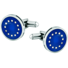 Gemelos de plata "Bandera de Europa"Referencia: GE0241Gemelos con la bandera de Europa tallada bajo relieve en plata de ley y esmaltados al horno.Trabajo artesanal de gran minuciosidad.Medida: 16x16mm.