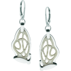 Art Nouveau Butterflies earrings in steel and mother-of-pearlRef. code: PE3297Earrings made of polished steel smooth to the touch and mother-of-pearl cellulose.Museum pieces inspired by the most representative works of the Art Nouveau and Art Deco movements, and the modernism of the late nineteenth and early twentieth centuries.Size: 18x37mm.