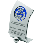 Trophée des professions de l'acier "Ingénieurs industriels"Referencia: PL0449Trophée conçu et fabriqué exclusivement par Joaquín Prior en acier massif.Possibilité de graver un texte commémoratif.Nous créons différents trophées, récompenses ou plaques commémoratives, personnalisés avec n'importe quel anagramme, écusson ou logo.Medida: 120x280mm.