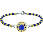 Armband aus Gold, Lapislazuli und Edelstahl "Nautische Flaggen"Ref. Code: PU2810Starres Armband aus vergoldeten Perlen und Kristallen mit personalisiertem Rädchen mit den nautischen Flaggen Ihres Namens, die im Flachrelief in 18 kt Gold geschnitzt und im Ofen emailliert sind, mit einem Lapislazuli in der Mitte.Gr&ouml;&szlig;e: 16x16mm.