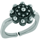 Ring mit Charro-Knopf aus Silber und EdelstahlRef. Code: SR0359Ring aus Edelstahl mit Charro-Knopf aus Sterlingsilber und Stahl.Gr&ouml;&szlig;e: 12x12mm.
